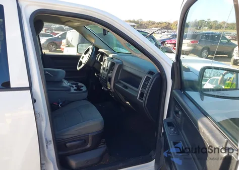 2014 Ram 1500 Tradesman из США, поврежденный, VIN 1C6RR6FGXES326671